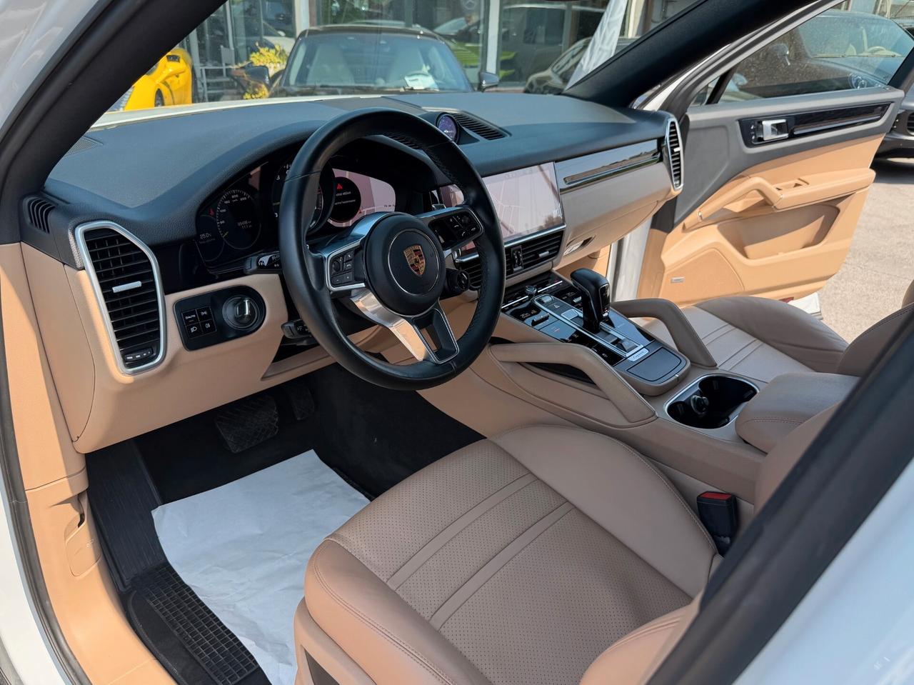 Porsche Cayenne Coupé 3.0 V6 E-Hybrid/tetto pan/scarico/pasm/bose