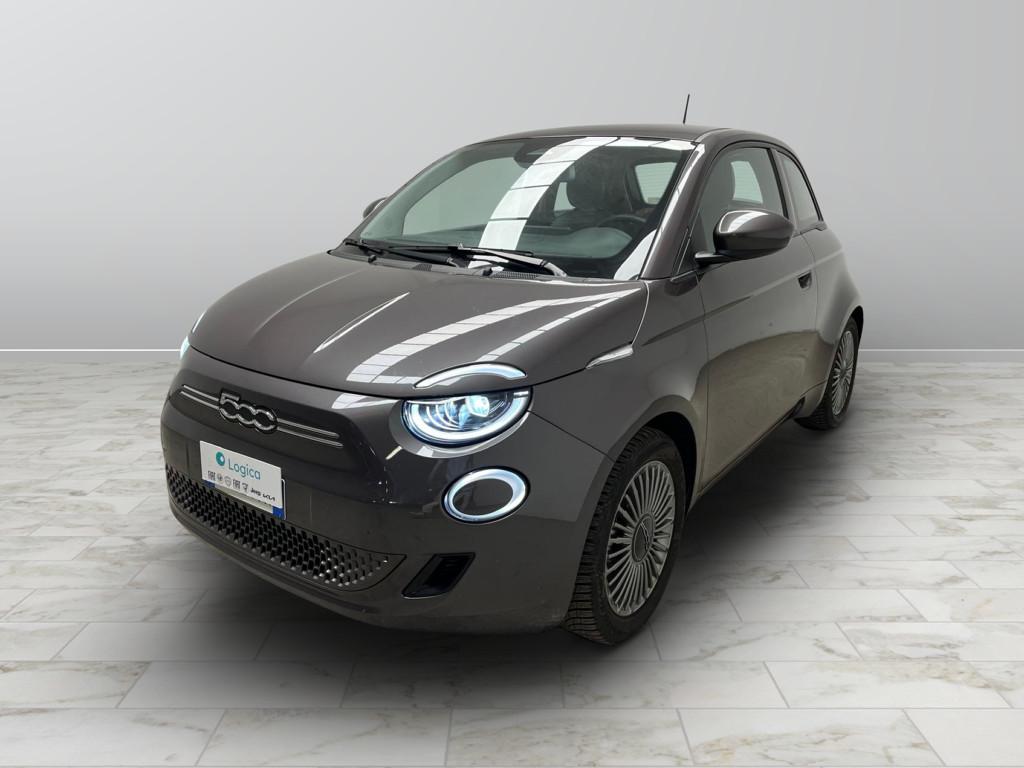 FIAT 500e - 500e 42 kWh Icon +