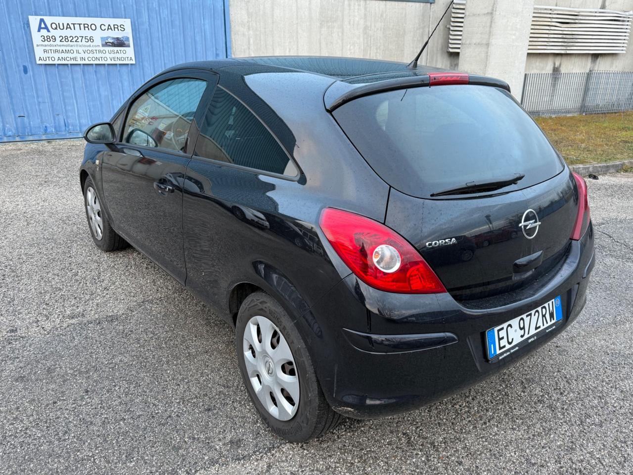 Opel Corsa 1.2 3 porte Club