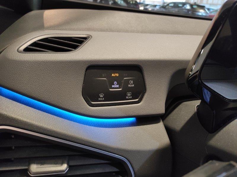 VOLKSWAGEN ID.3 - ID.3 Tech