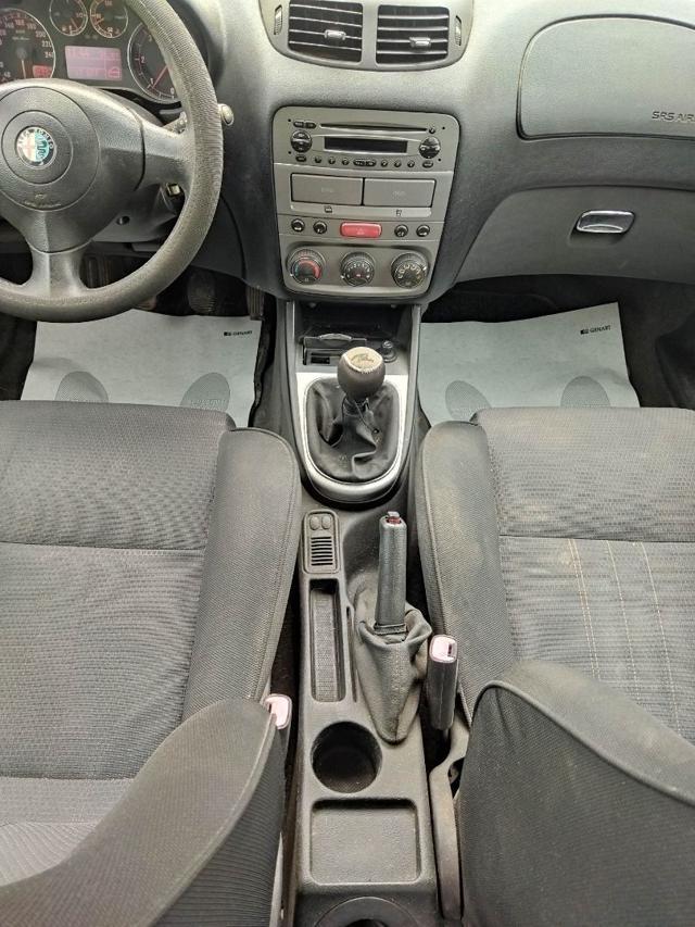 ALFA ROMEO 147 1.9jtm 120cv CLIMA STEREO FENDINEBBIA
