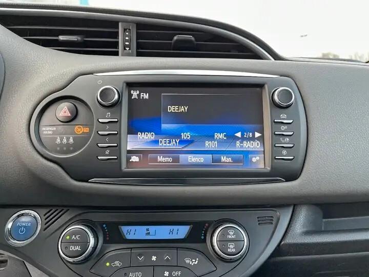Toyota Yaris 1.5 Hybrid 5 porte Business
