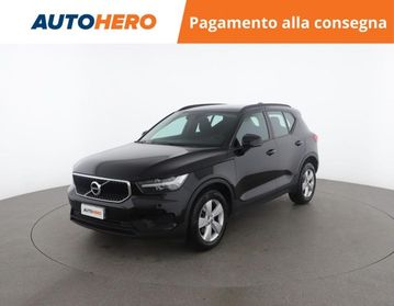 VOLVO XC40 T2 Geartronic Momentum Core