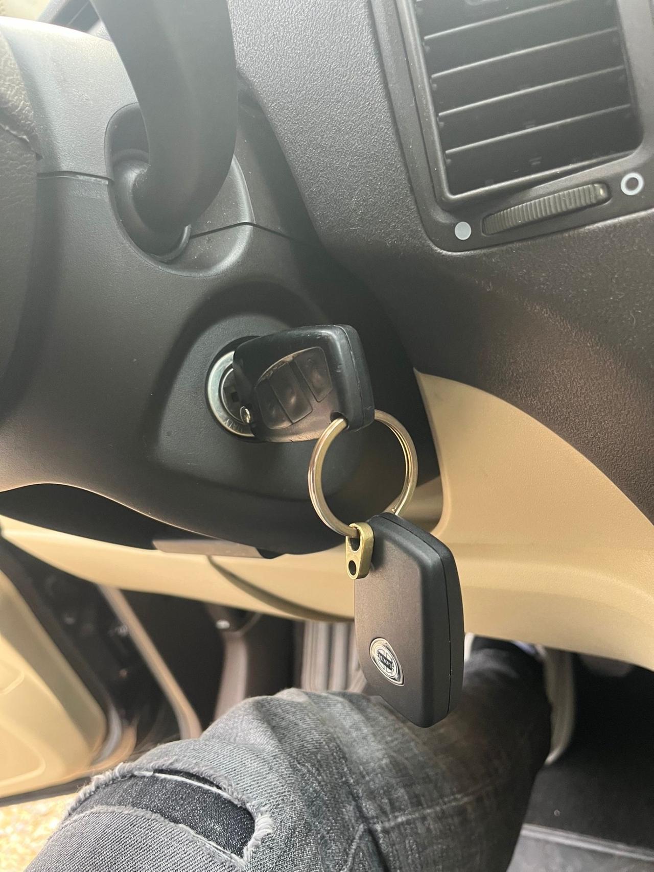 Lancia MUSA 1.4 Benzina - Neopatentati