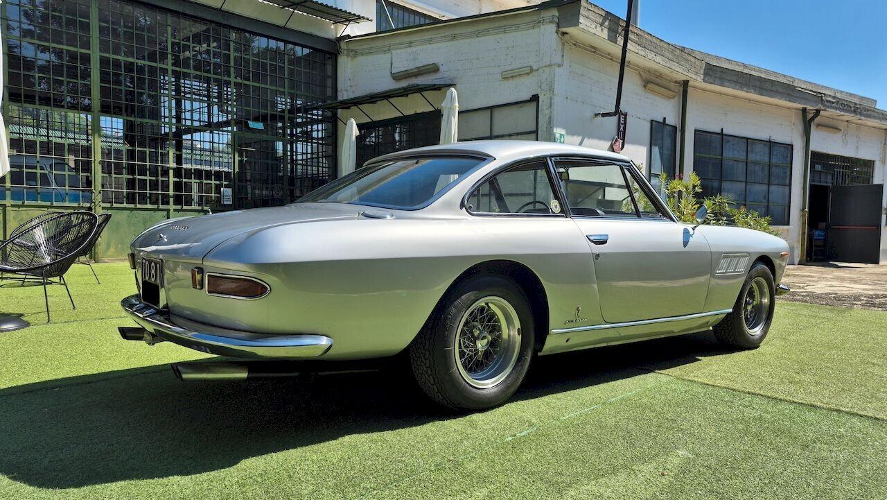 Ferrari 330 GT 2+2 I Serie – 1964