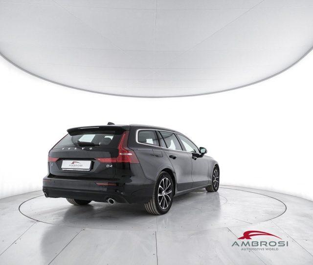 VOLVO V60 D4 Business