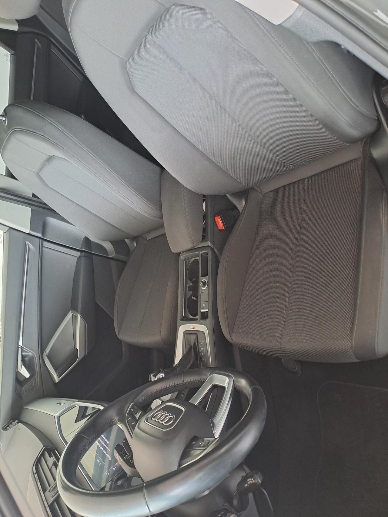 Audi Q3 35 TDI S tronic 150cv