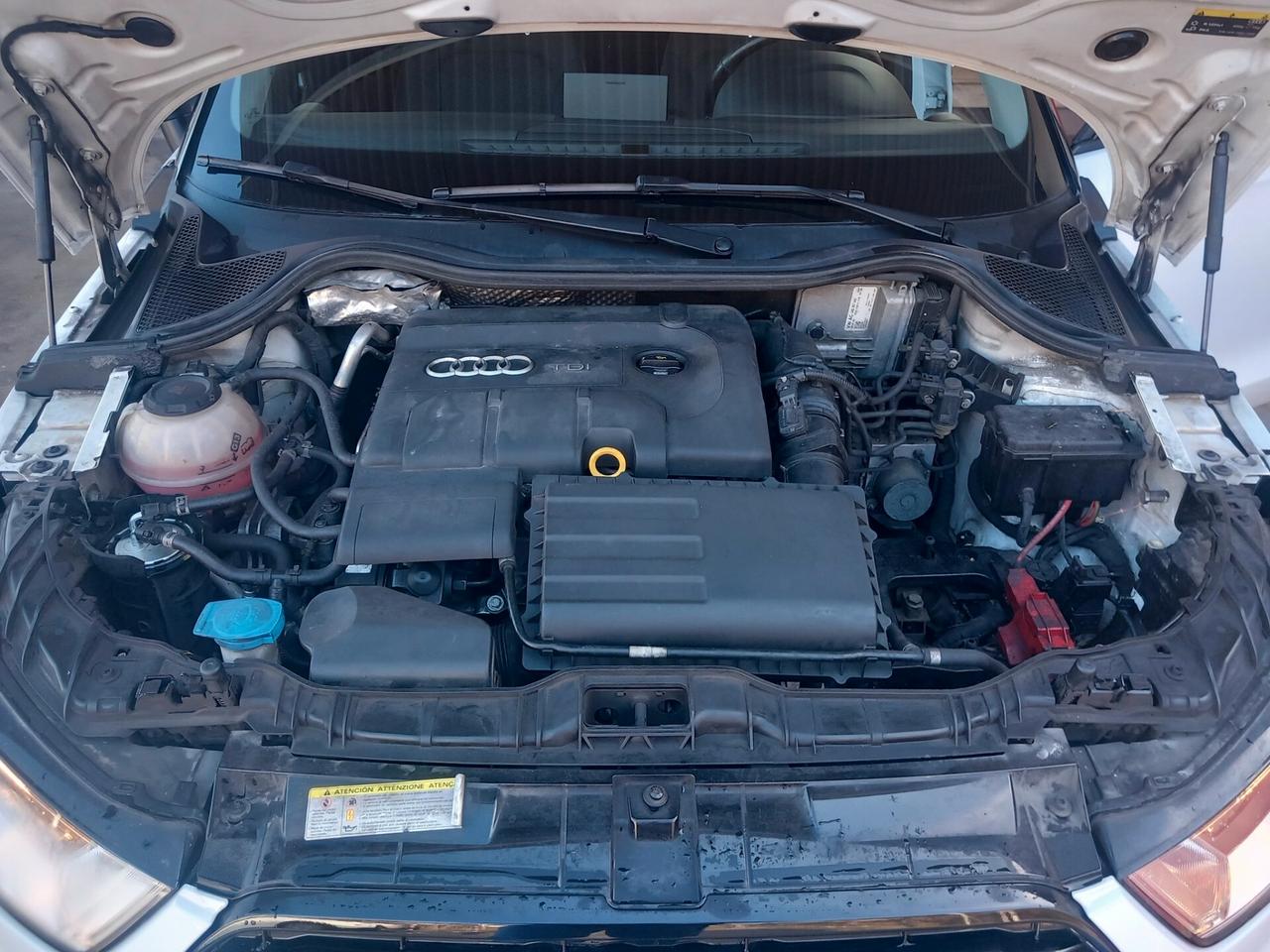 Audi A1 SPB 1.4 TDI S tronic F 1 CERCHIO 17 DISTRIBUZIONE NUOVA GARANZIA