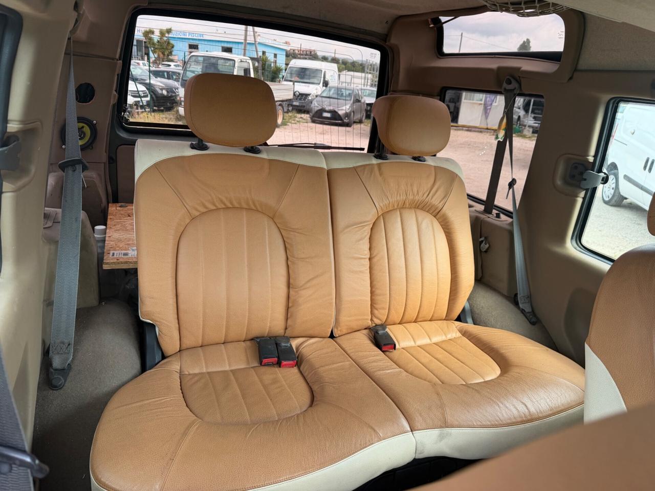 Land Rover Discovery BENZINA UNICA GPL