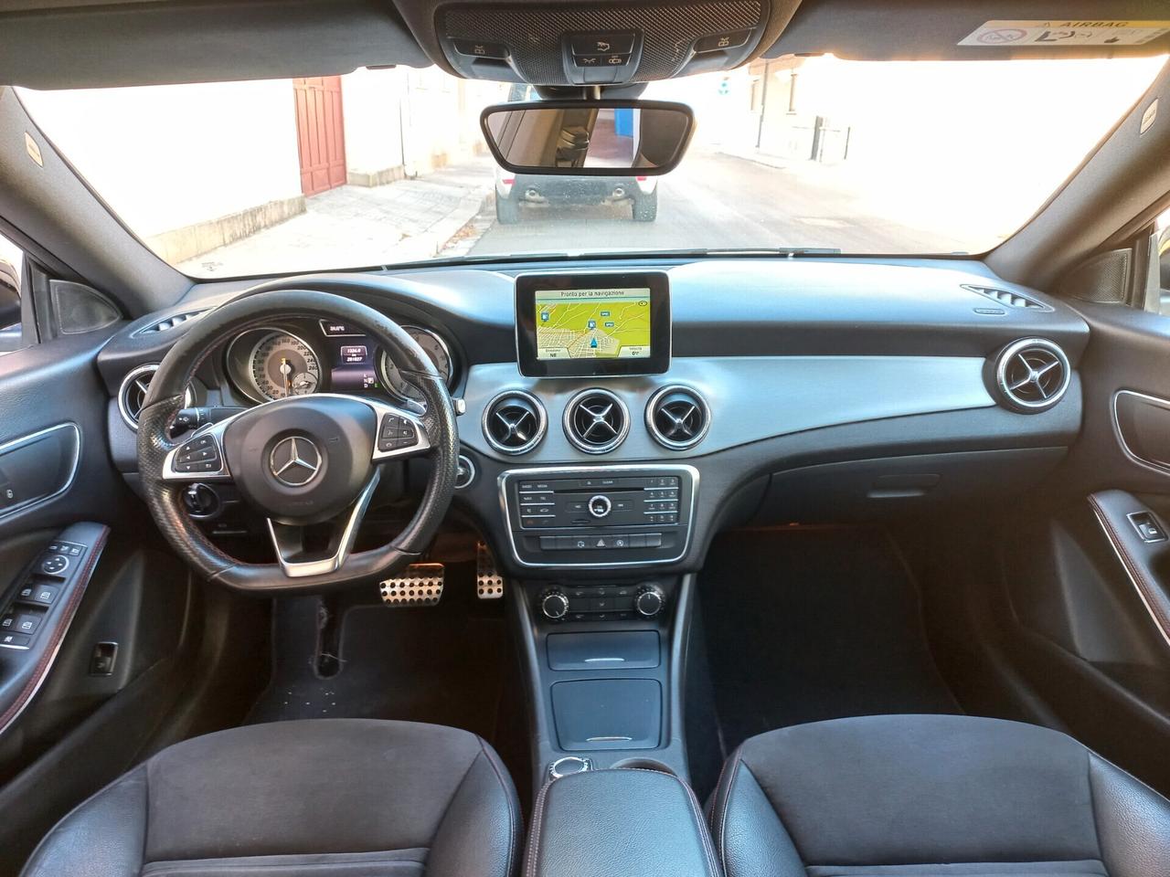 Mercedes-benz CLA 200 CLA 200 d Automatic premium AMG