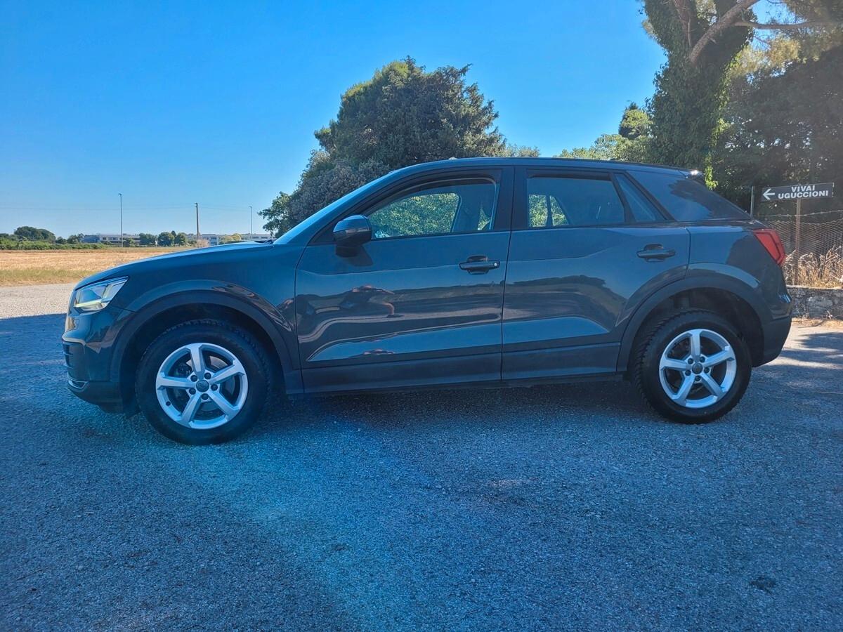 Audi Q2 30 TDI S tronic Business