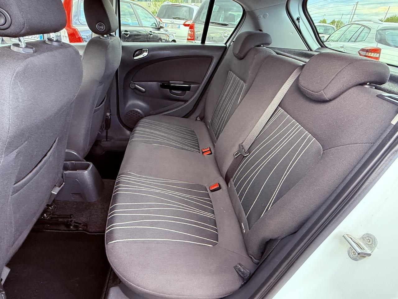 Opel Corsa 1.3 CDTI 75CV 5 porte OK PER NEOPATENTATI
