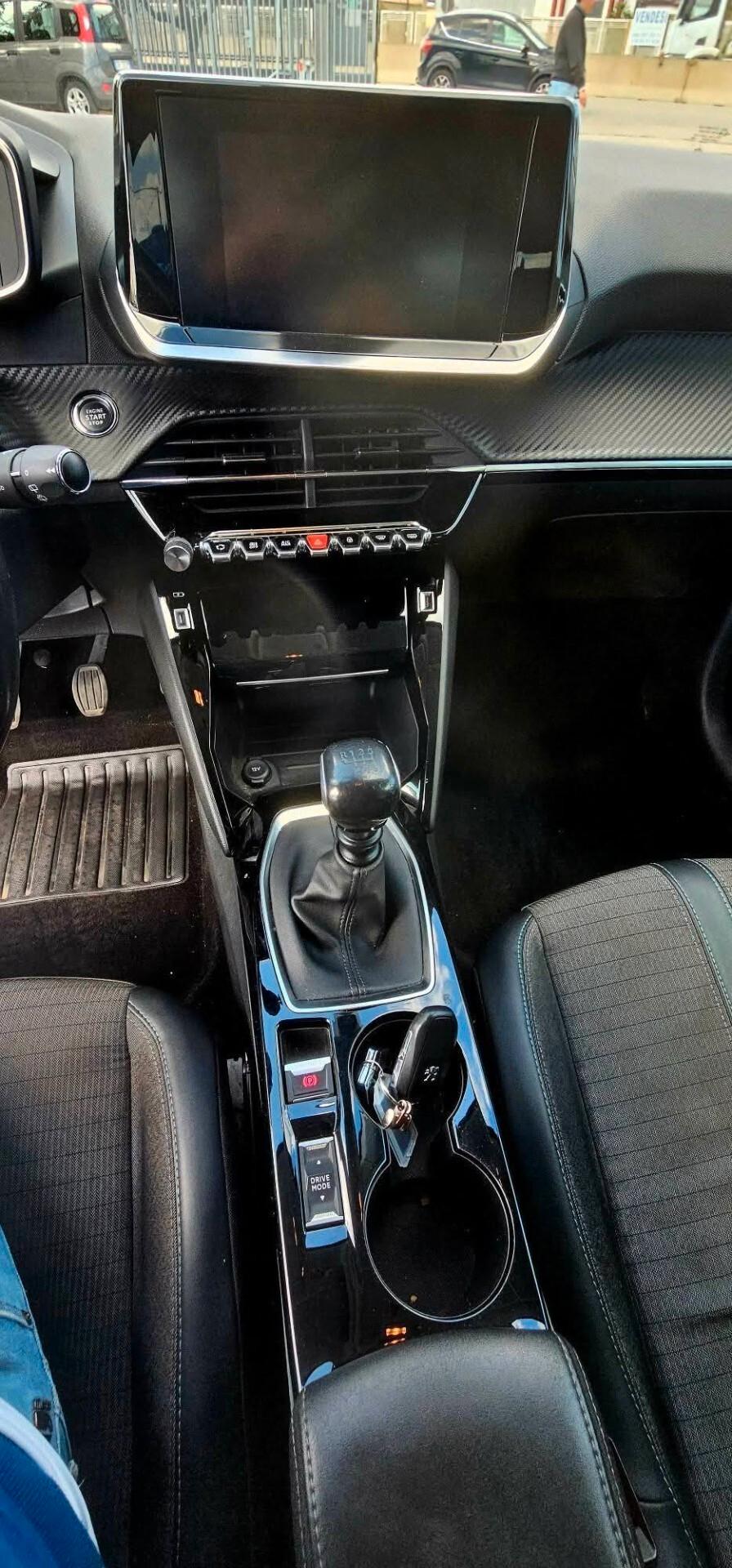 Peugeot 208 PureTech 100 Stop&Start 5 porte Allure