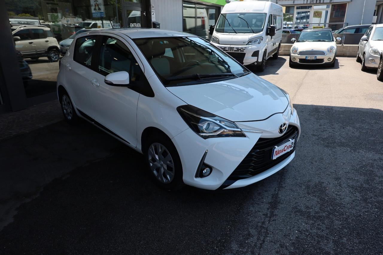 TOYOTA YARIS 1.0 5 PORTE ACTIVE neopatentati