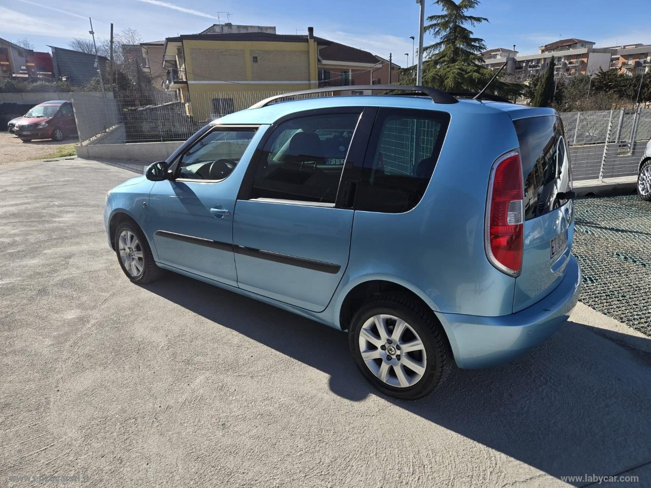 SKODA Roomster 1.2 TDI CR 75 CV Ambition TETTO PANORAMICO