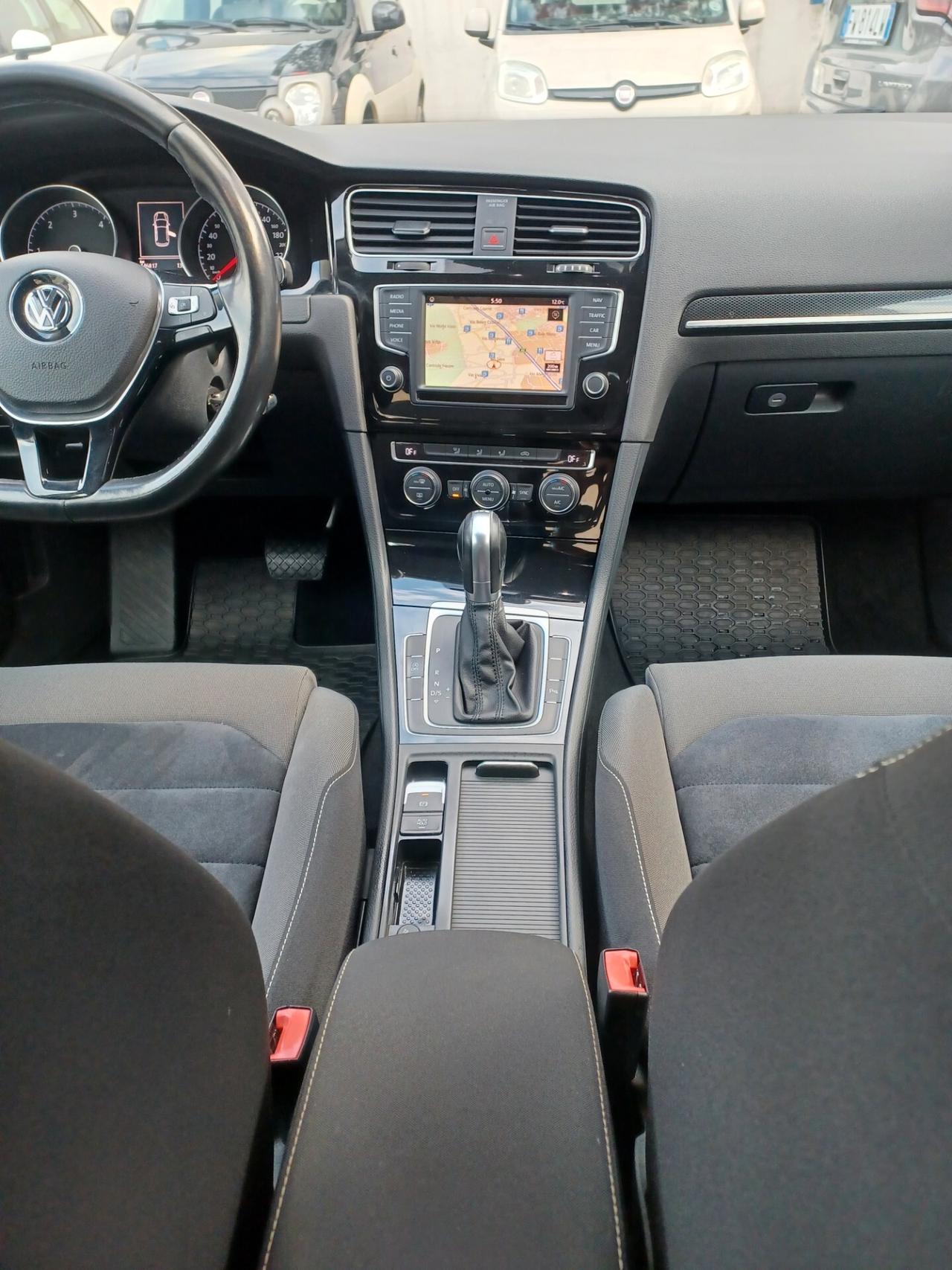 Volkswagen Golf 1.6 TDI DSG 5p. Highline 2016