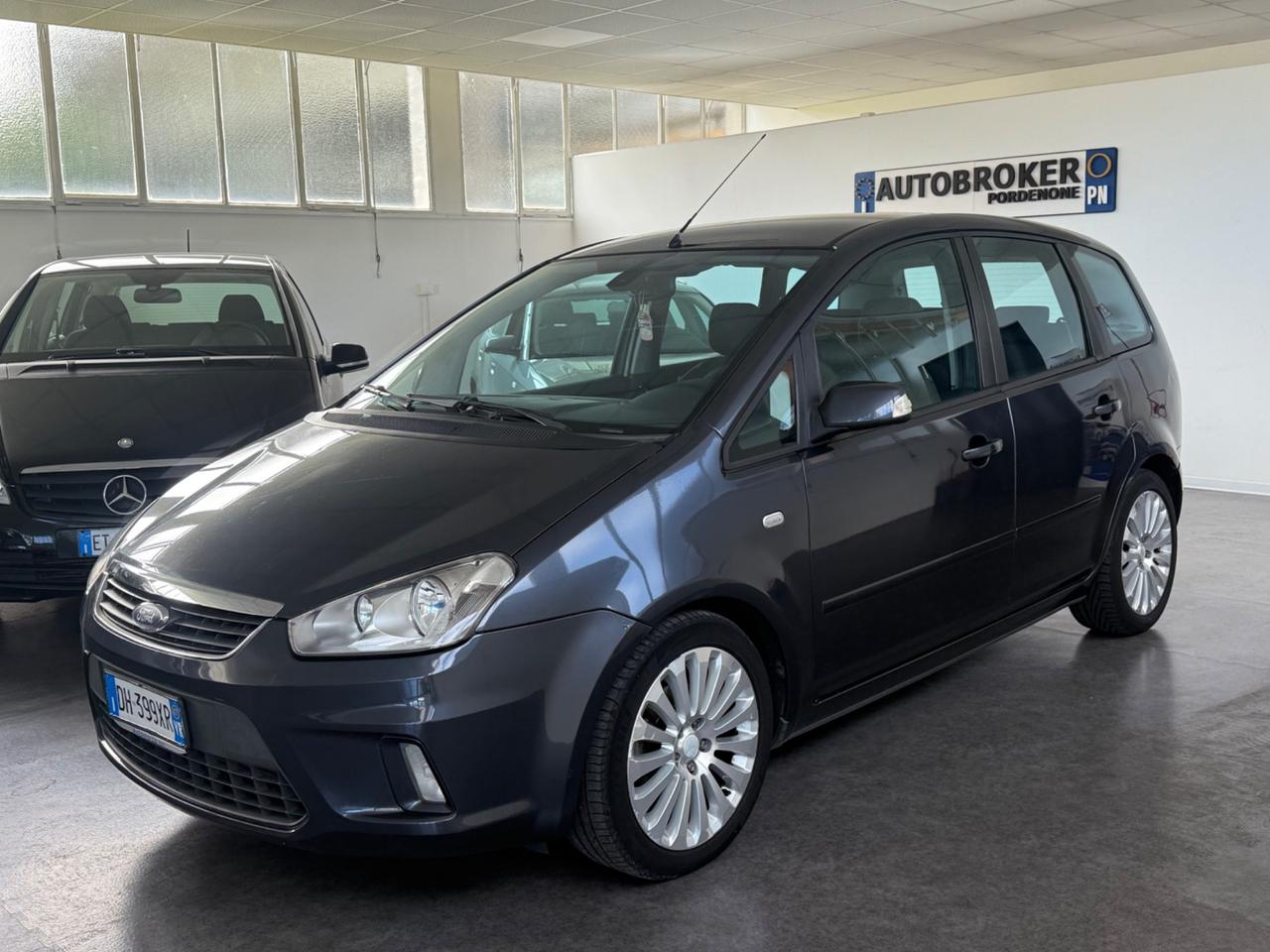 Ford C-Max Focus 1.6 TDCi (90CV) Titanium ok neopatentati