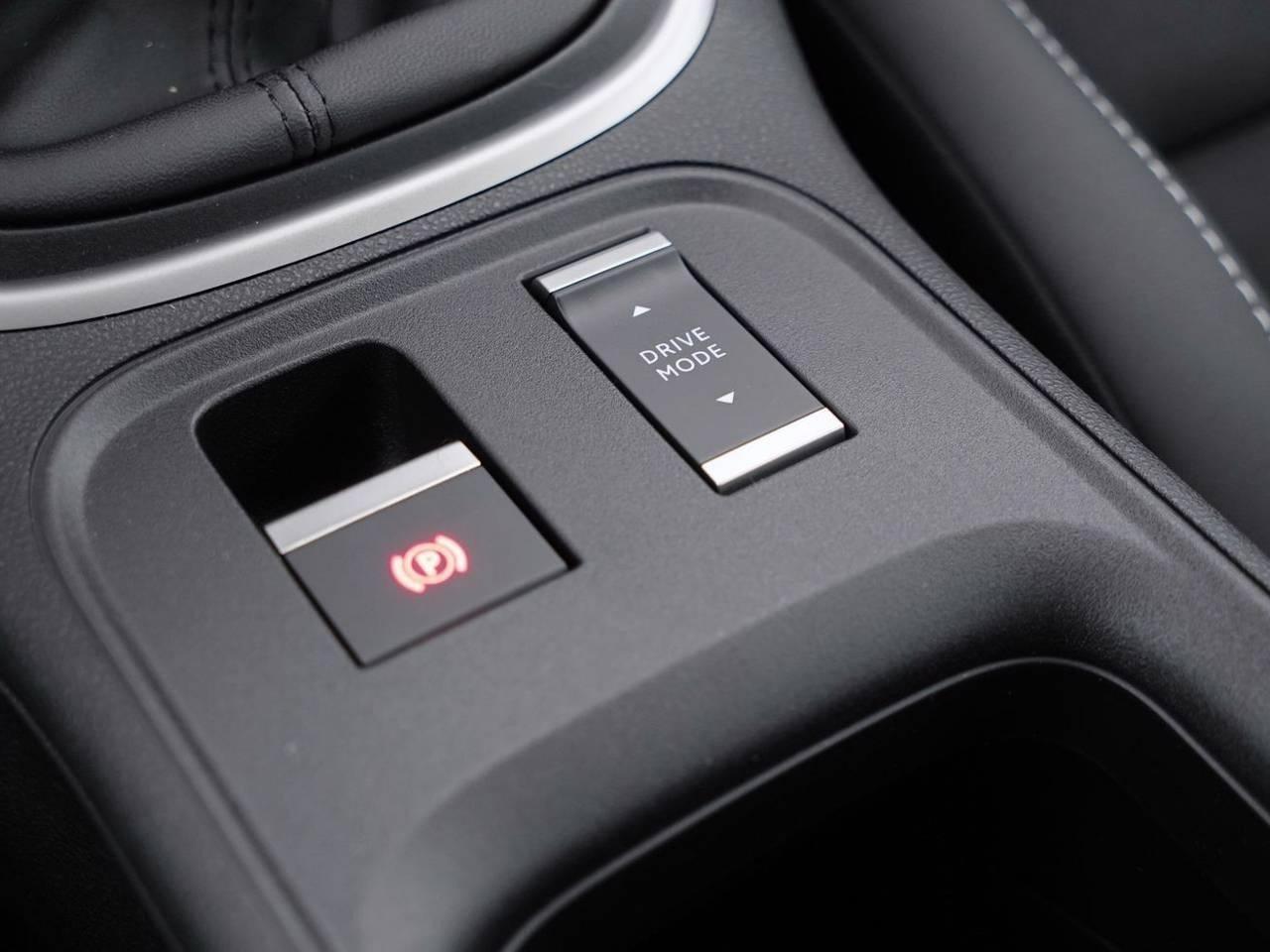 Jeep Avenger 1.2 Turbo 100 CV Altitude VARI ALLESTIMENTI E COLORI KM0