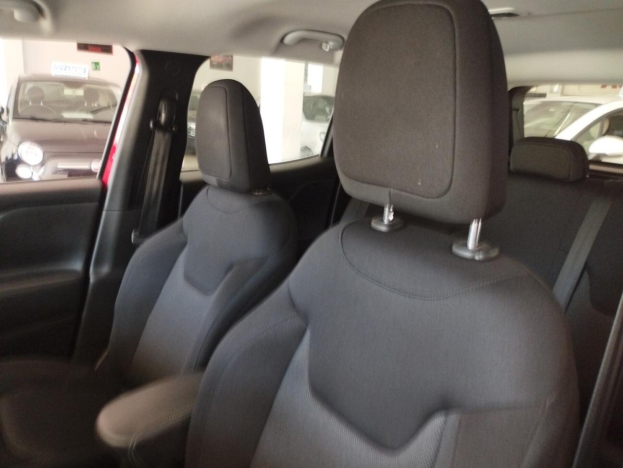 Jeep Renegade 1.6 Mjt 130 CV Longitude