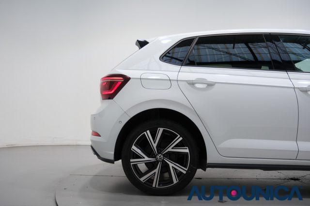 VOLKSWAGEN Polo 1.0 TSI DSG R-LINE AUTOMATICA NEOPATENTATI
