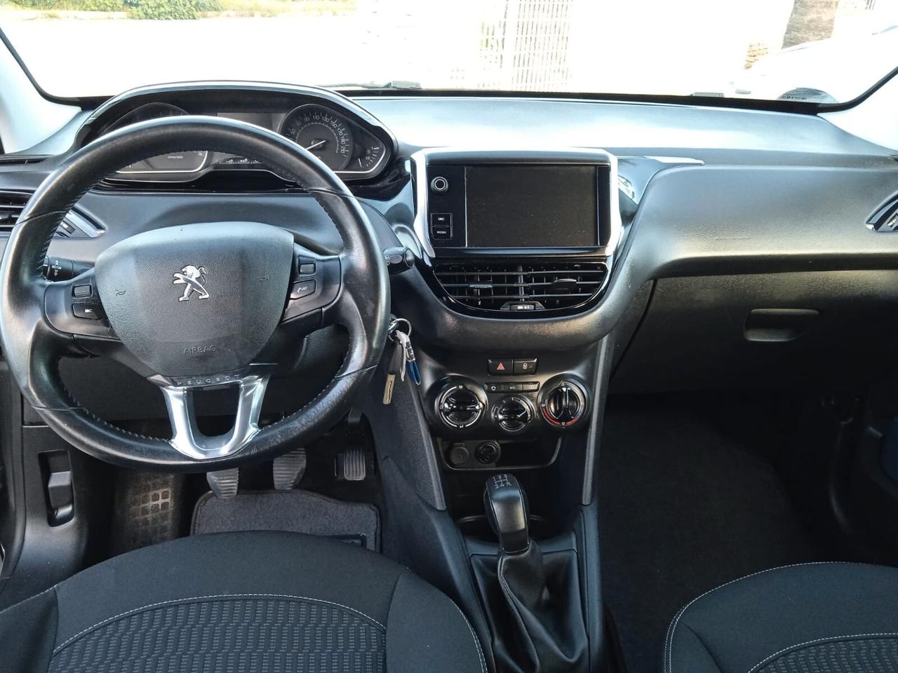 Peugeot 208 BlueHDi 75 5 porte Allure