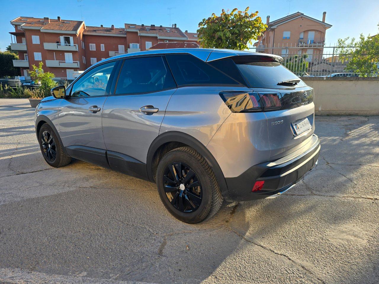 Peugeot 3008 3008 1.5 bluehdi Active Business s&s 130cv eat8