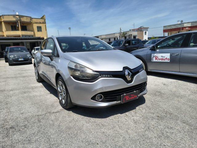 RENAULT Clio 1.2 75CV 5 porte Costume National