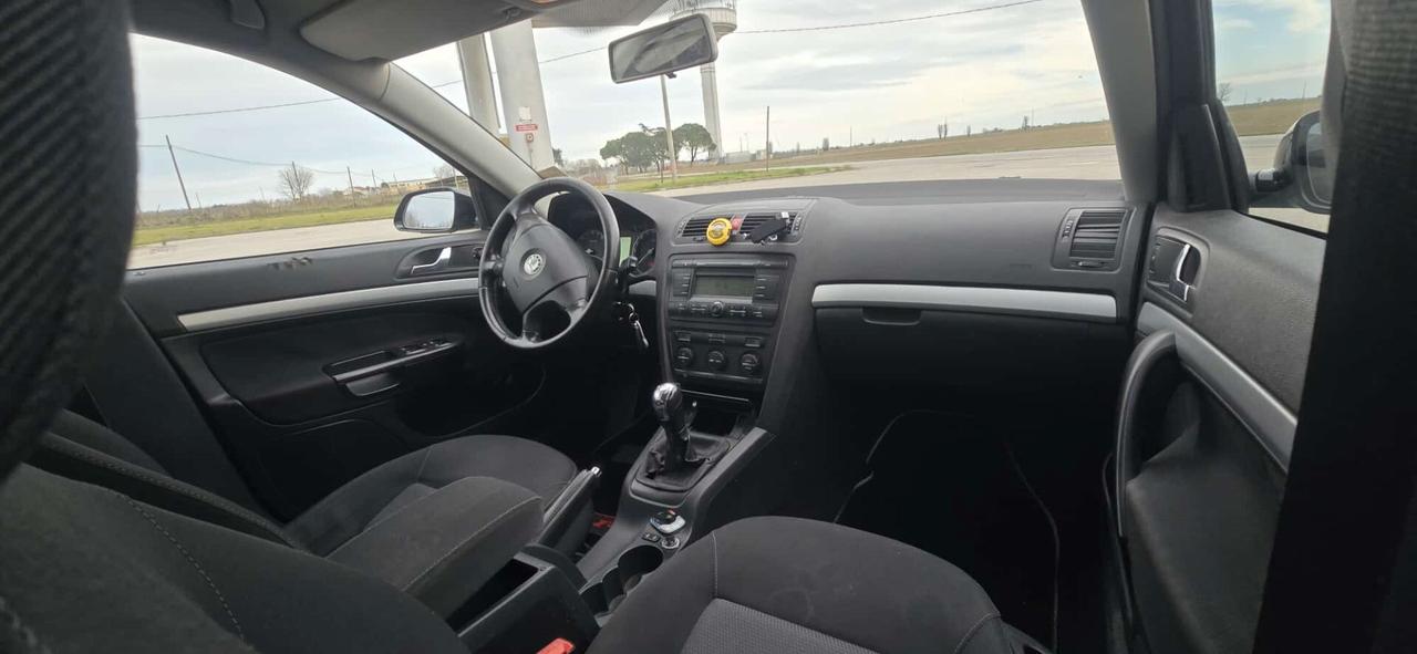 Skoda Octavia 2.0 TDI F.AP. Wagon Elegance