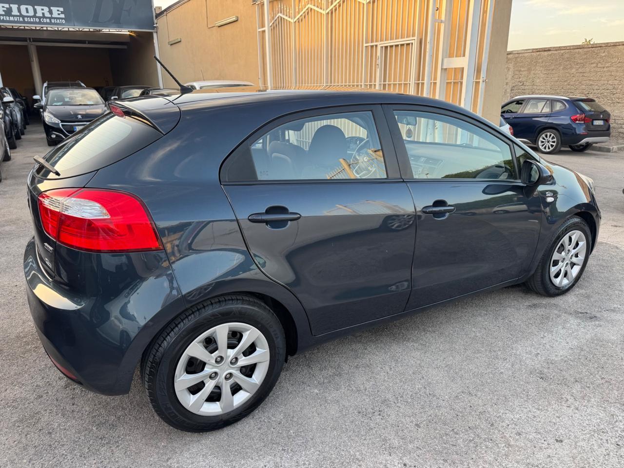Kia Rio 1.4 CRDi 90CV NEOPATENTATI
