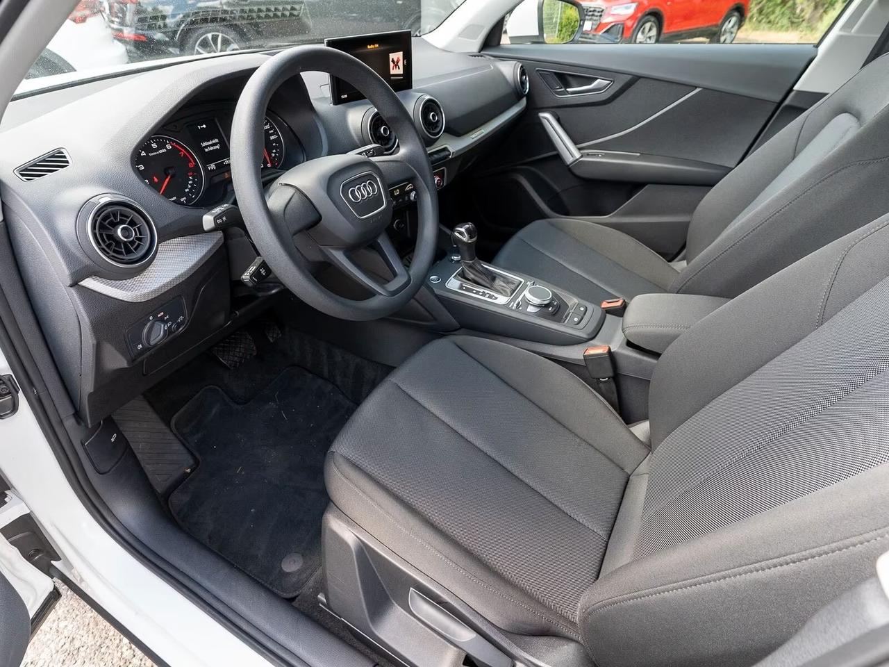 Audi Q2 35 TFSI S tronic LED