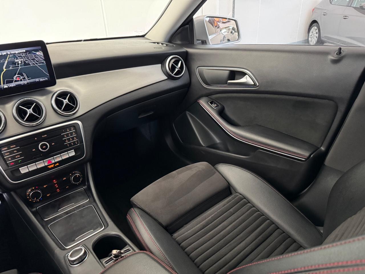 Mercedes-benz CLA 200 CLA 200 d S.W. Automatic Premium Auto