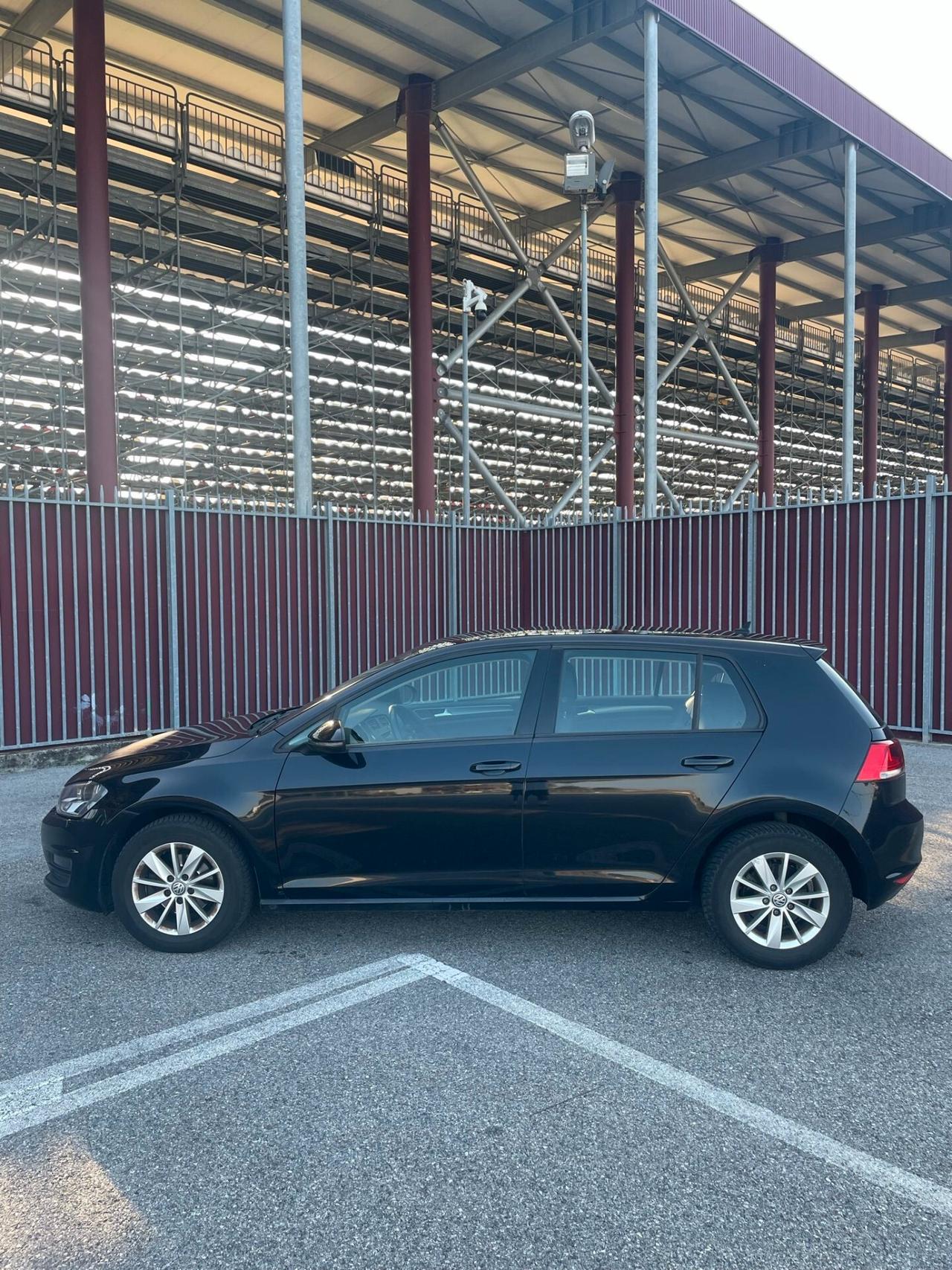 Volkswagen Golf 1.6 TDI 90 CV