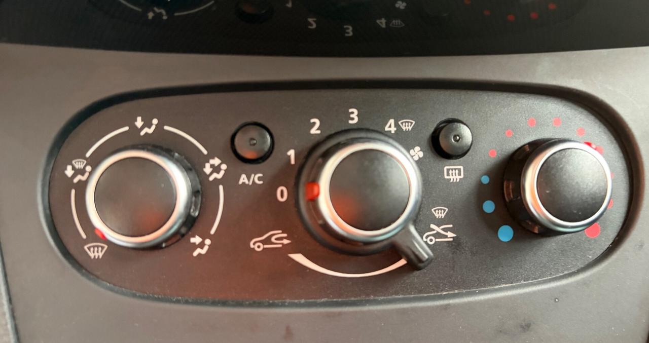 Dacia Sandero 1.0 SCe 12V 75CV Lauréate