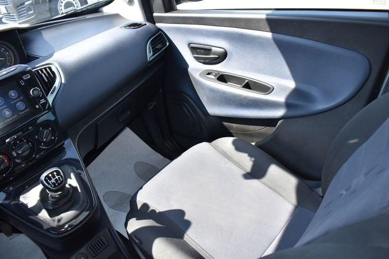 Lancia Ypsilon 1.0 FireFly 70cv Hybrid Gold Plus