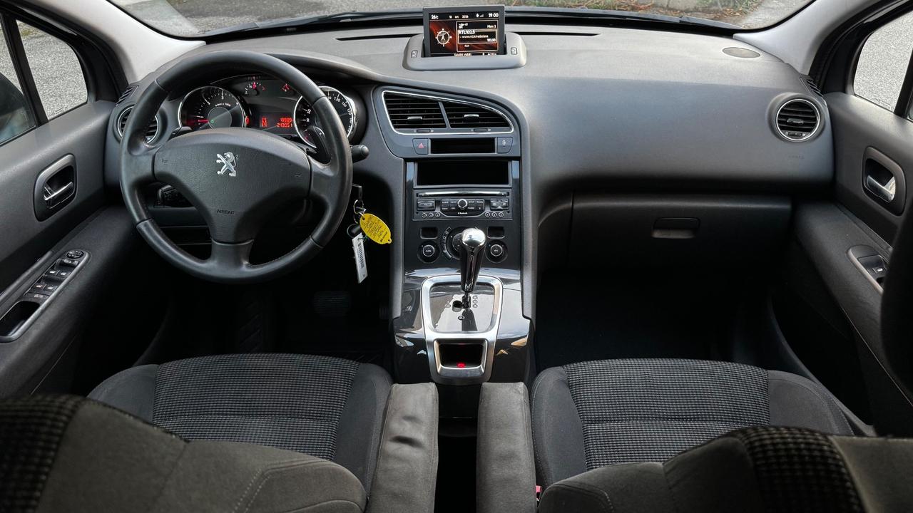 Peugeot 5008 1.6 HDi 115CV Active