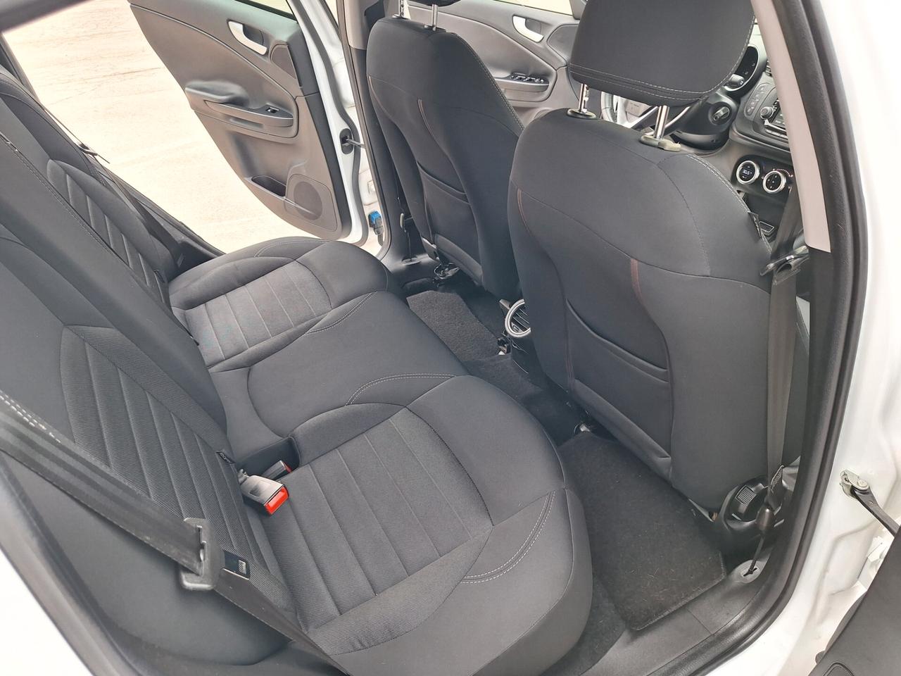 Alfa Romeo Giulietta 1.6 JTDm-2 120 CV Distinctive