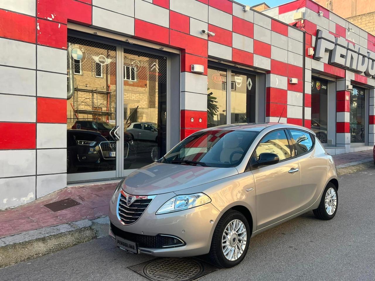 Lancia Ypsilon 1.3 MJT 16V 95 CV 5 porte S&S Gold