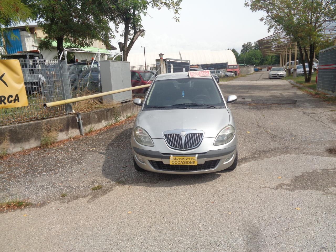 Lancia Ypsilon 1.3 Multijet 16V Argento
