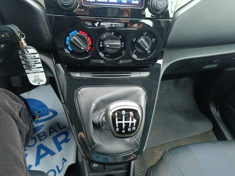 Lancia Ypsilon Ypsilon 1.0 FireFly 5 porte S&S Hybrid Ecochic Silver