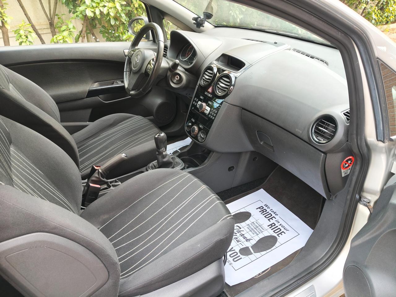 Opel Corsa 1.0 12V 5 porte Club