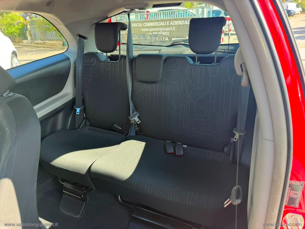 TOYOTA Yaris 1.0 3p. NOW ECO