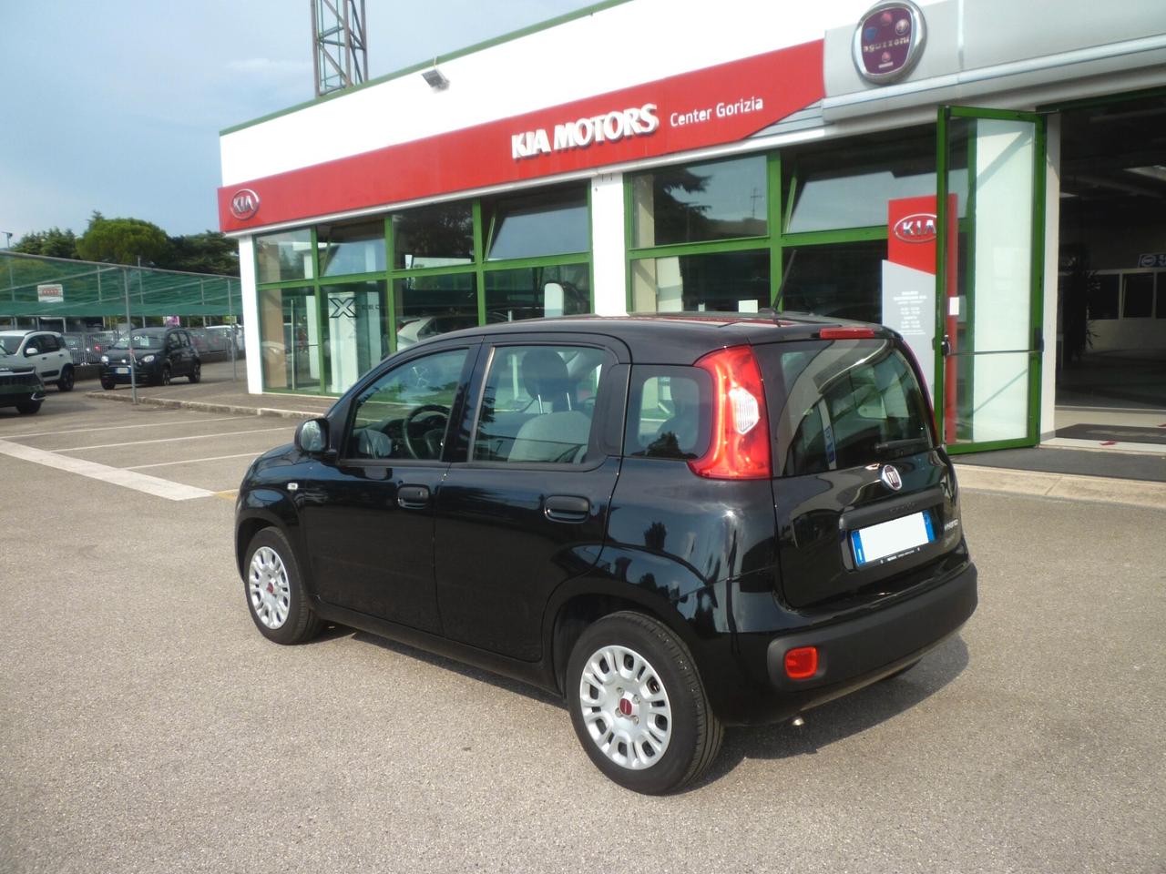 FIAT Panda 1.0 Hybrid 70 CV NERO 2021