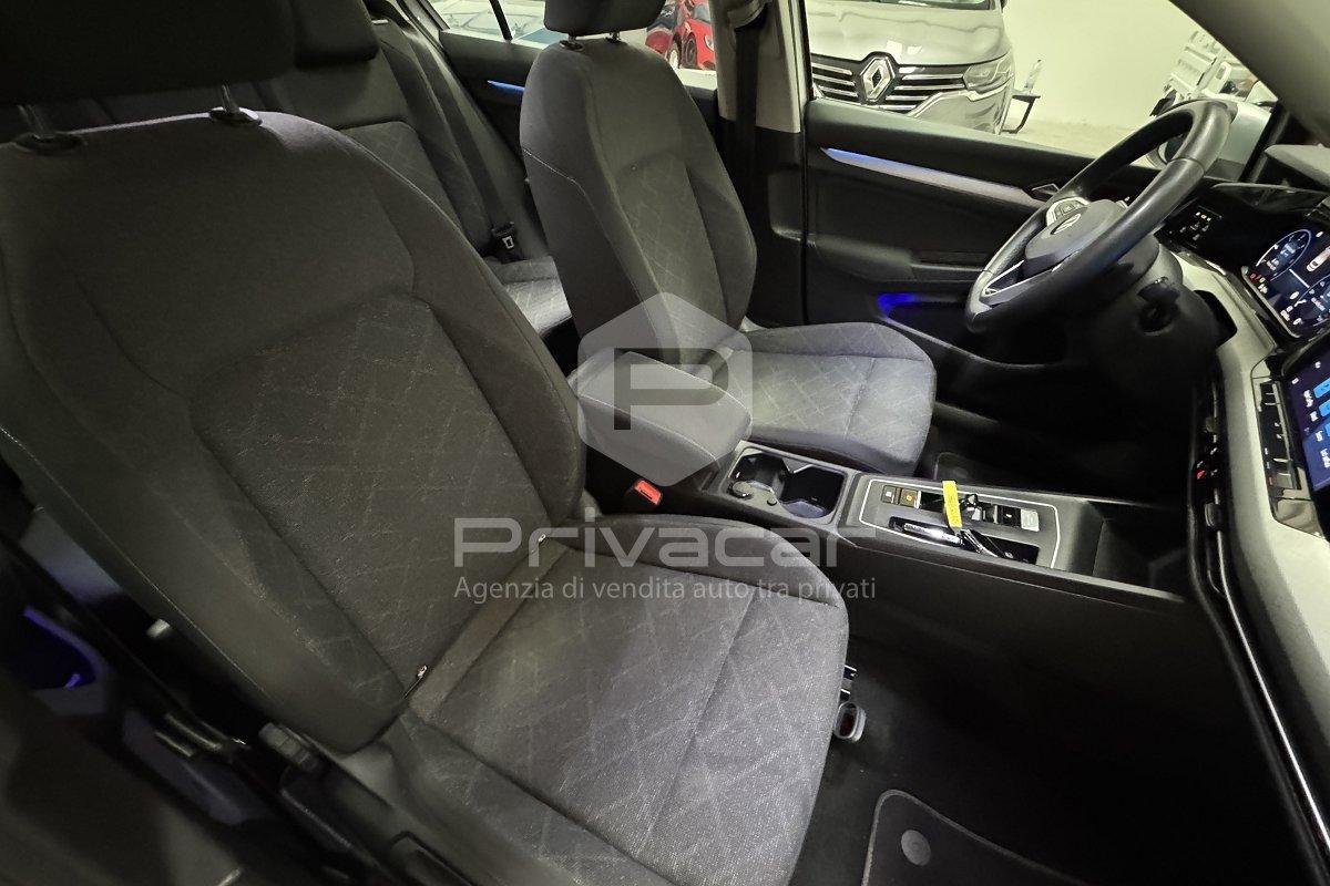 VOLKSWAGEN Golf 2.0 TDI 150 CV DSG SCR Life
