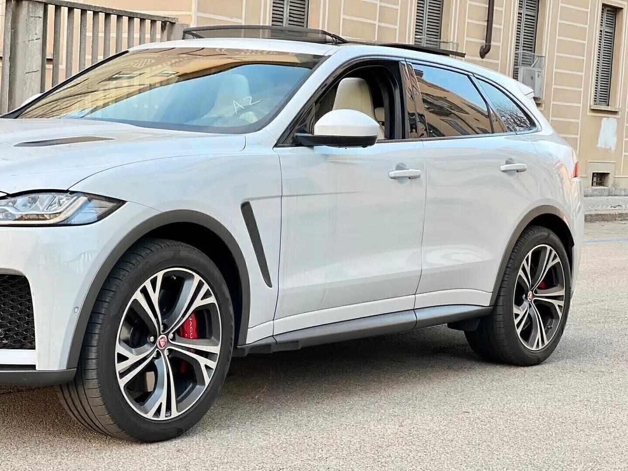 Jaguar F-Pace 5.0 V8 550 CV AWD aut. SVR