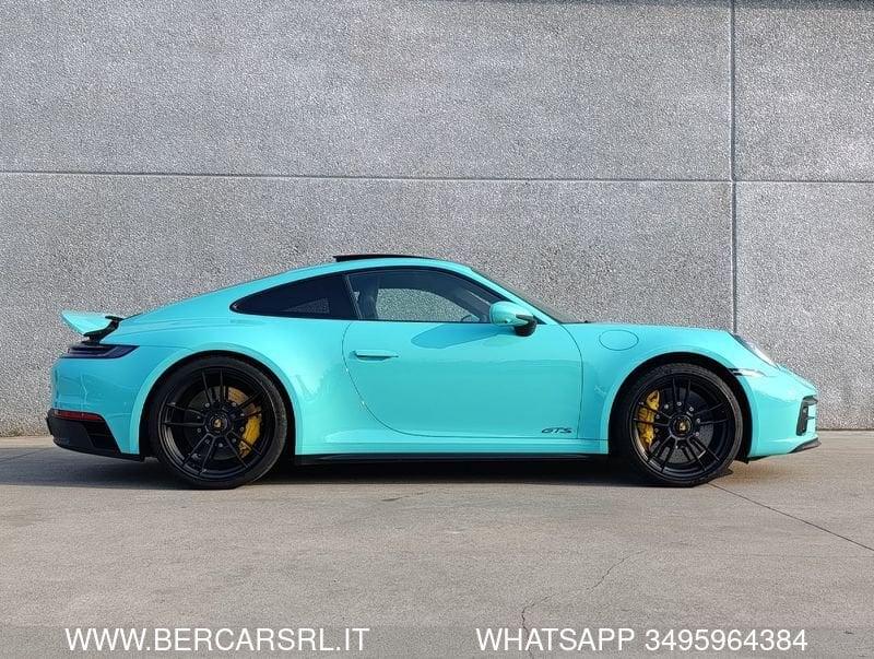 Porsche 911 Carrera 4 GTS