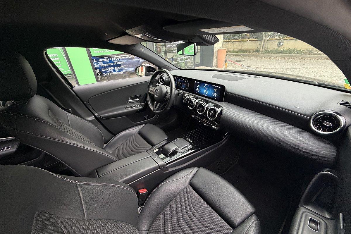 MERCEDES A 180 d Automatic Business
