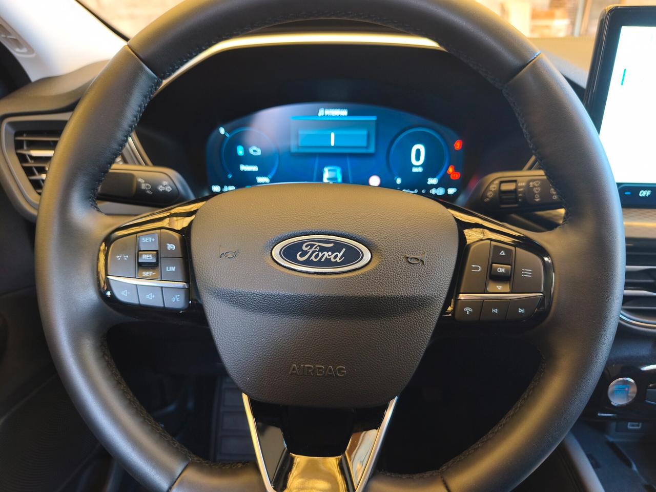 Ford Kuga 2.5 Full Hybrid 180 CV CVT 2WD Titanium