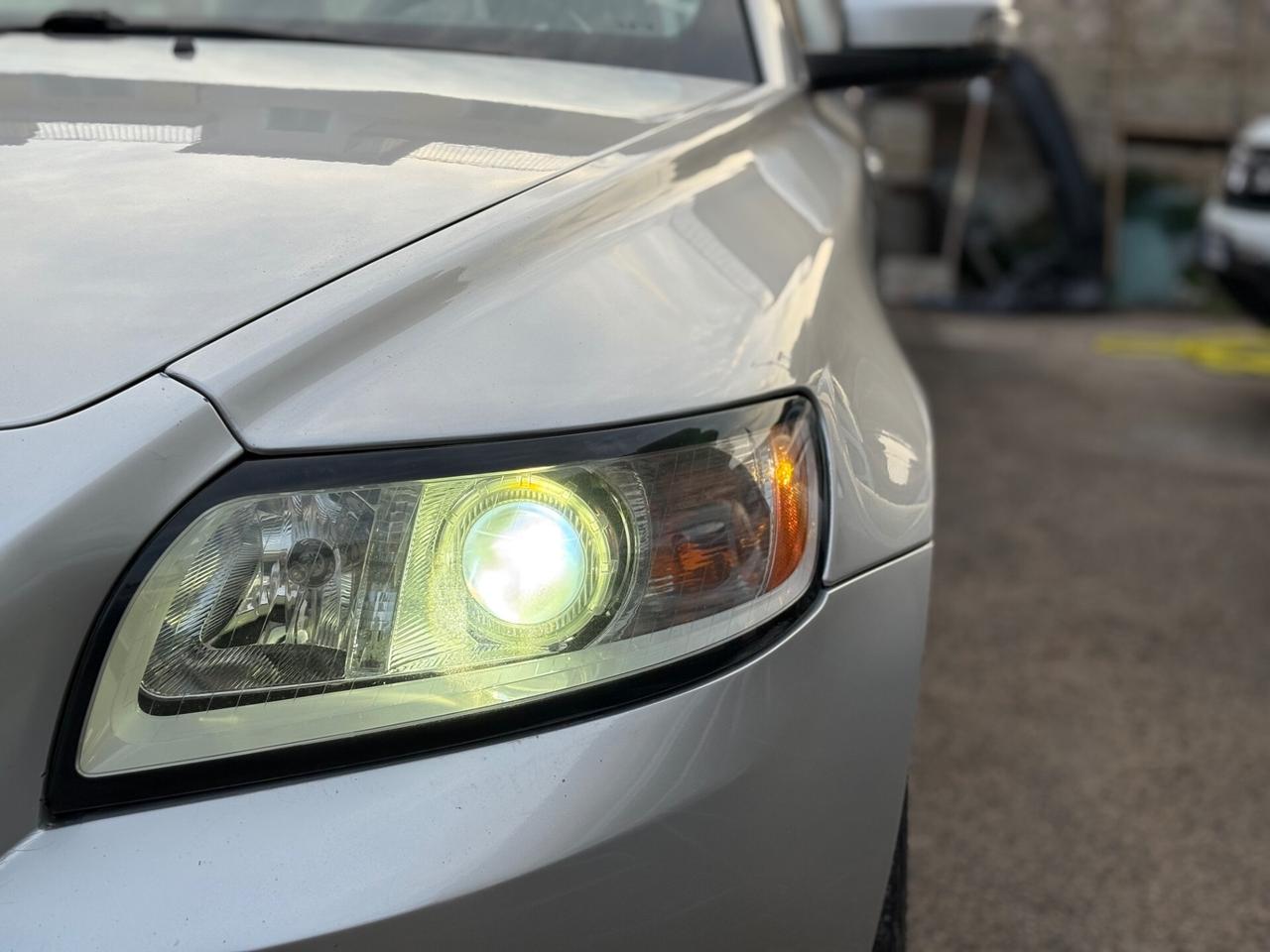 Volvo V50 1.6 diesel 110cv magnifica