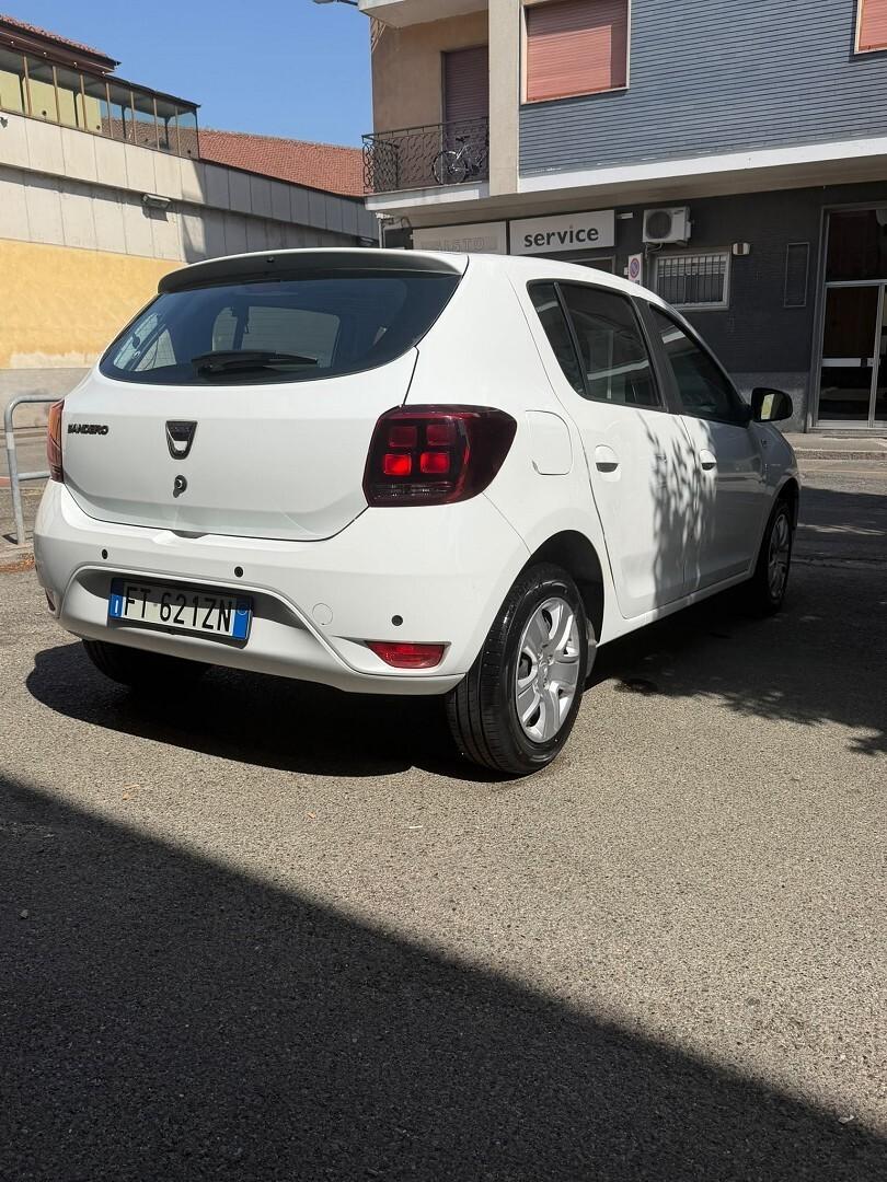 Dacia Sandero 9.200km unico proprietario