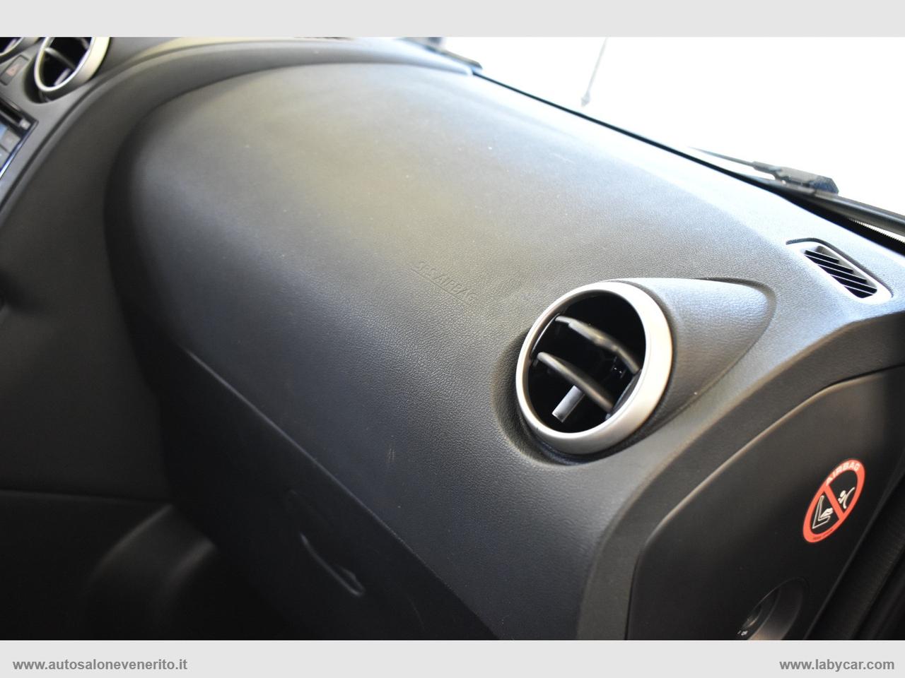 NISSAN Qashqai 1.5 dCi DPF Tekna